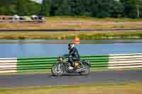 Vintage-motorcycle-club;eventdigitalimages;mallory-park;mallory-park-trackday-photographs;no-limits-trackdays;peter-wileman-photography;trackday-digital-images;trackday-photos;vmcc-festival-1000-bikes-photographs